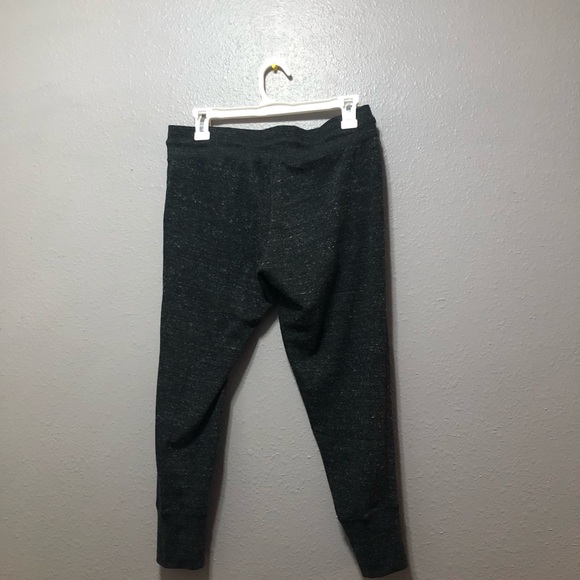 NWT Nike Gym Vintage Capris Size S - Picture 4 of 8